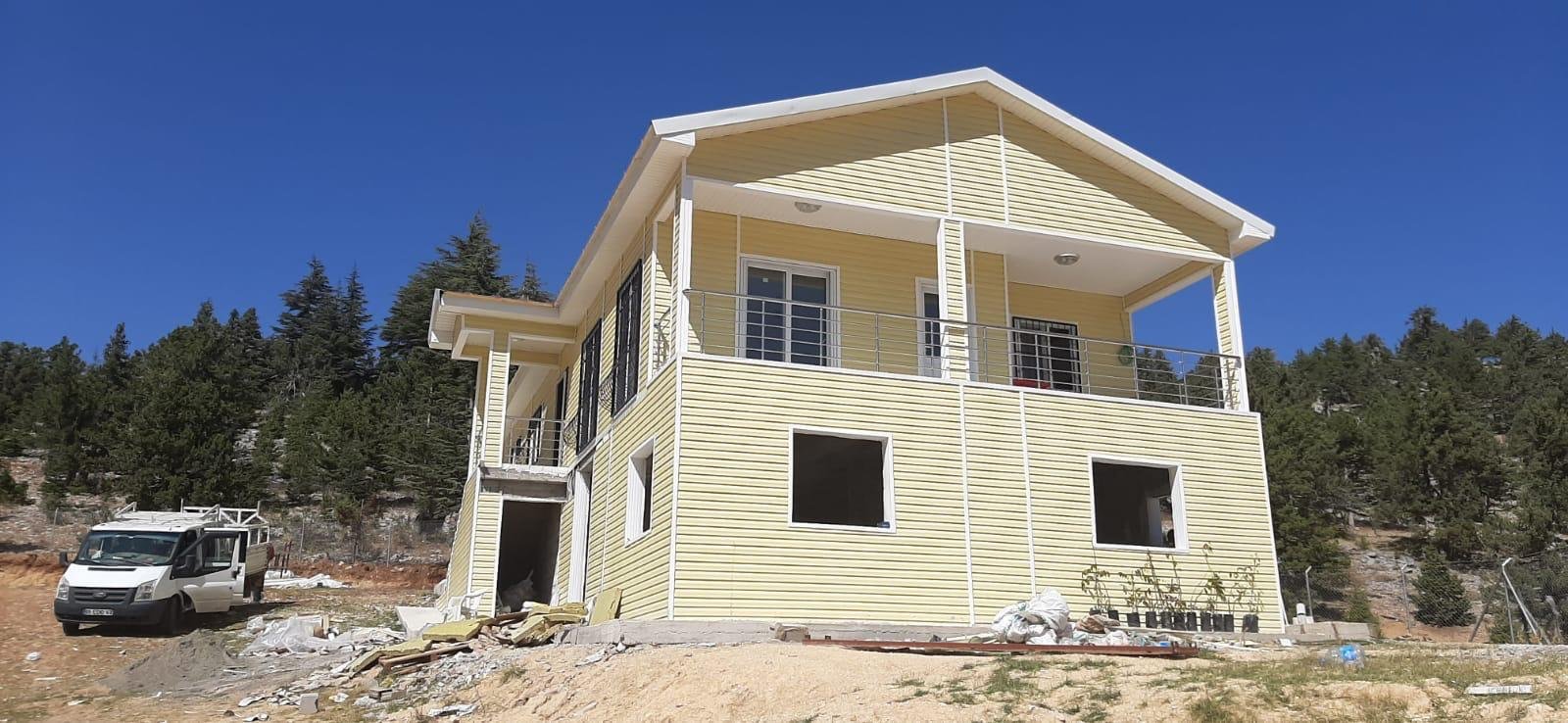 Toroslar yaylasında otel tarzında iki katlı hafif çelik konut projesi